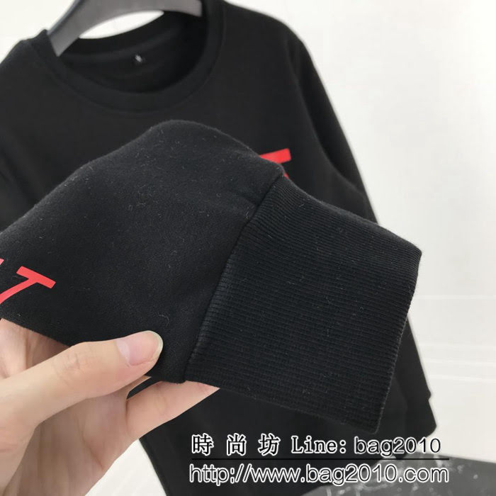 BURBERRY巴寶莉 BT壓膠印花系列 18ss秋冬新款 純棉加絨衛衣 男女同款 ydi1713